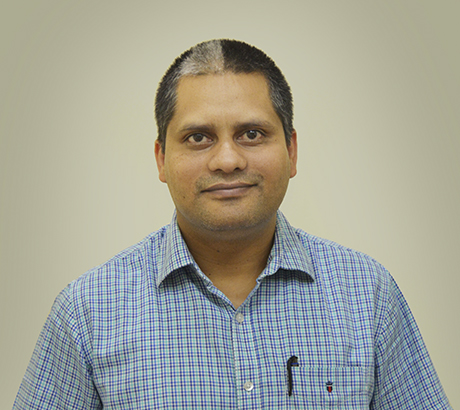 Dr. Yadav Munde